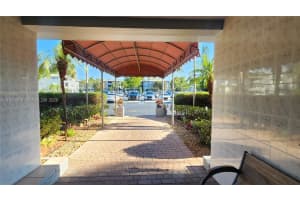 981 Hillcrest Ct 114 Hollywood, FL 33021 - MLS#A11953868