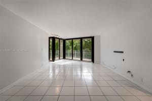 2000 Towerside Ter 608 Miami, FL 33138 - MLS#A11953887