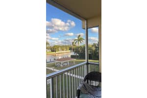 230 N Federal Hwy 305 Deerfield Beach, FL 33441 - MLS#A11953888