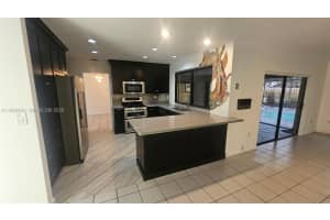 6371 Hutchinson Rd Miami Lakes, FL 33014 - MLS#A11953910