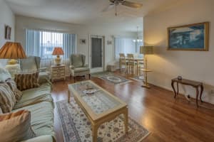 2440 Lake Osborne Dr 210 Lake Worth, FL 33461 - MLS#A11953963