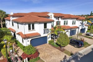 11353 Sw 13th St Pembroke Pines, FL 33025 - MLS#A11953975