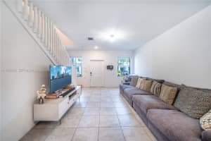 1540 Sw 28th St Fort Lauderdale, FL 33315 - MLS#A11954042