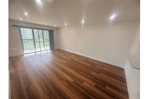 MLS# A11954064, Pembroke Pines, Florida 33027