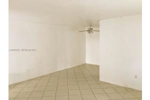 11945 Ne 19th Dr 1 North Miami, FL 33181 - MLS#A11954067