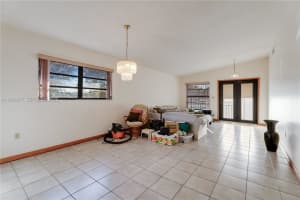 3895 Sw 68th Ave Miami, FL 33155 - MLS#A11954077