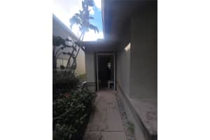 244 Trails End, Green Acres