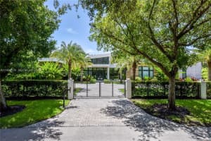 11050 Sw 69th Ave Pinecrest, FL 33156 - MLS#A11954100