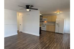 810 Lake Shore Dr 36 Lake Park, FL 33403 - MLS#A11954112