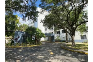 901 Hillcrest Dr 409 Hollywood, FL 33021 - MLS#A11954123