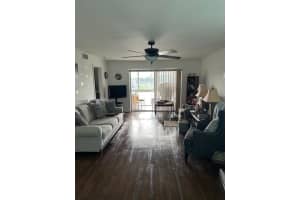 9841 Sunrise Lakes Blvd 310 Sunrise, FL 33322 - MLS#A11954138