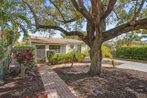 1520 Nw 3rd Ave Fort Lauderdale, FL 33311 - MLS#A11954145