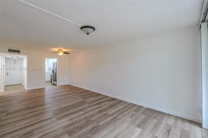 5100 Sw 64th Ave 106 Davie, FL 33314 - MLS#A11954148