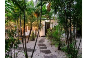 725 Sw 2nd Ct Fort Lauderdale, FL 33312 - MLS#A11954166