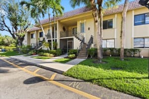 302 Lakeview Dr 203 Weston, FL 33326 - MLS#A11954179