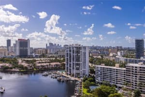 2500 Parkview Dr 2315, Hallandale Beach