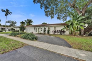 3671 N 47th Ave Hollywood, FL 33021 - MLS#A11954266