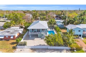 16 N Channel Dr, Key Largo