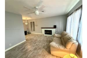 952 Churchill Rd West Palm Beach, FL 33405 - MLS#A11954335