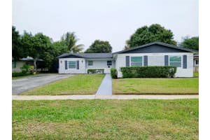 4431 Nw 13th St Lauderhill, FL 33313 - Off Market