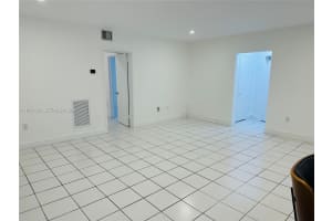 50 Park Dr 3 Bal Harbour, FL 33154 - MLS#A11954396