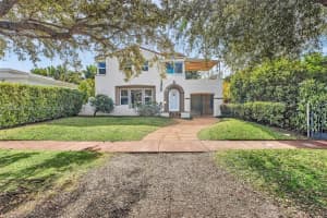 1524 Biarritz Dr, Miami Beach