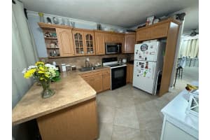 11537 Sw 6th St Sweetwater, FL 33174 - MLS#A11954476