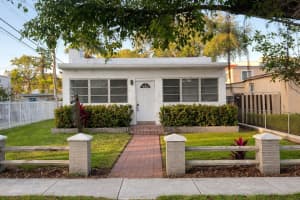 2217 Sw 11th St, Miami