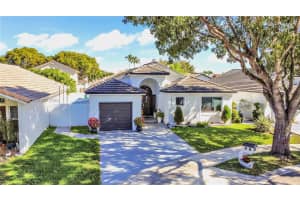 15113 Nw 91st Ct Miami Lakes, FL 33018 - MLS#A11954499