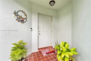 9141 Sw 22nd St Boca Raton, FL 33428 - MLS#A11954514