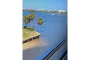 100 S Waterway Dr 401 Lake Worth, FL 33462 - MLS#A11954530