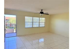 850 Sw 133rd Ter 416b Pembroke Pines, FL 33027 - MLS#A11954533