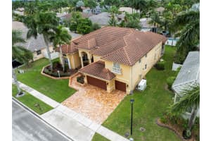 MLS# A11954563, Pembroke Pines, Florida 33028