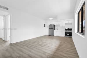 13210 Memorial Hwy 216 North Miami, FL 33161 - MLS#A11954576