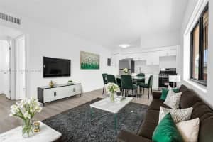 13210 Memorial Hwy 216 North Miami, FL 33161 - MLS#A11954576