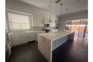 8835 Nw 168th St 0 Miami Lakes, FL 33018 - Off Market