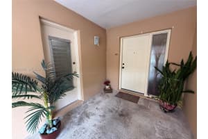 5275 Sw 77th Ct 202h, Miami