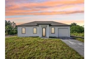 4402 E 19th St, Lehigh Acres