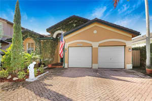 15382 Sw 16th Ter, Miami