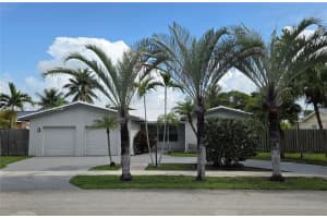 1245 Coral Ln Hollywood, FL 33019 - MLS#A11954666