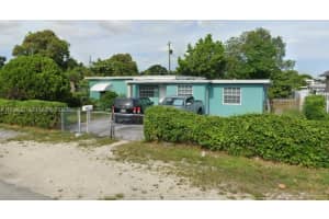 10340 Nw 32nd Pl, Miami