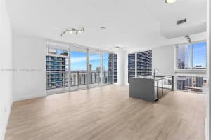 1080 Brickell Ave 3909 Miami, FL 33131 - MLS#A11954683