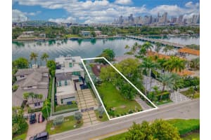 170 S Hibiscus Dr Miami Beach, FL 33139 - MLS#A11954780