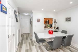 30 Sw 108th Ave 7g Sweetwater, FL 33174 - MLS#A11954784