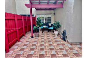 15645 Sw 82nd Cir Ln 7-5 Miami, FL 33193 - MLS#A11954831