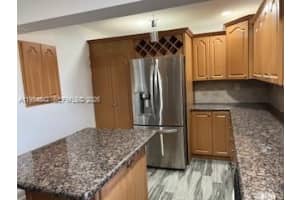 240 N 70th Way Hollywood, FL 33024 - MLS#A11954842