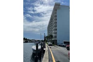 13155 Ixora Ct 901 North Miami, FL 33181 - MLS#A11954843