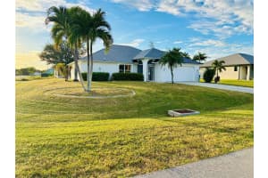 142 SW 34th Pl, Cape Coral, FL 33991, - MLS#A11954865