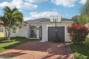 10412 Sw 23rd Ct Miramar, FL 33025 - MLS#A11954875