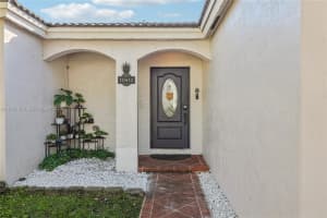 10412 Sw 23rd Ct Miramar, FL 33025 - MLS#A11954875